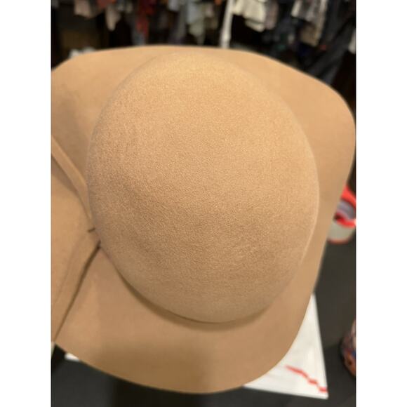 Wide-Brim 100% Wool Floppy Hat Tan OS 7.5 Inches Across - Picture 4 of 7